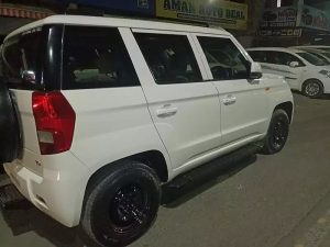 Four Vehicle Accessories You Have To Remain in Your Automobile