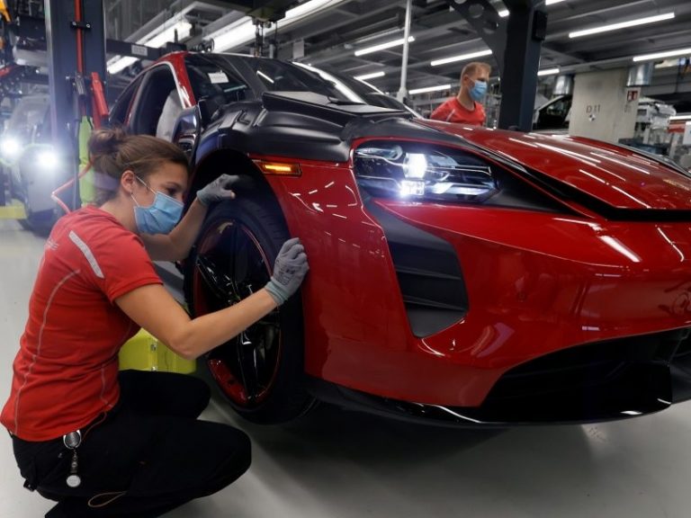 Distracted Driving Could be a Bigger Problem Than We Thought