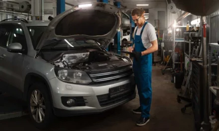 Stay Cool This Summer: 5 Warning Signs Your Car’s AC Needs Immediate Attention