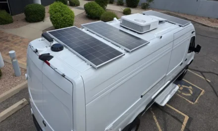 KEY FEATURES OF MODERN MOBILE COMMAND CENTER VEHICLES